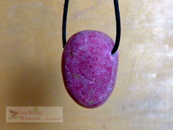 Rhodonit, gebohrt, 3 Stück